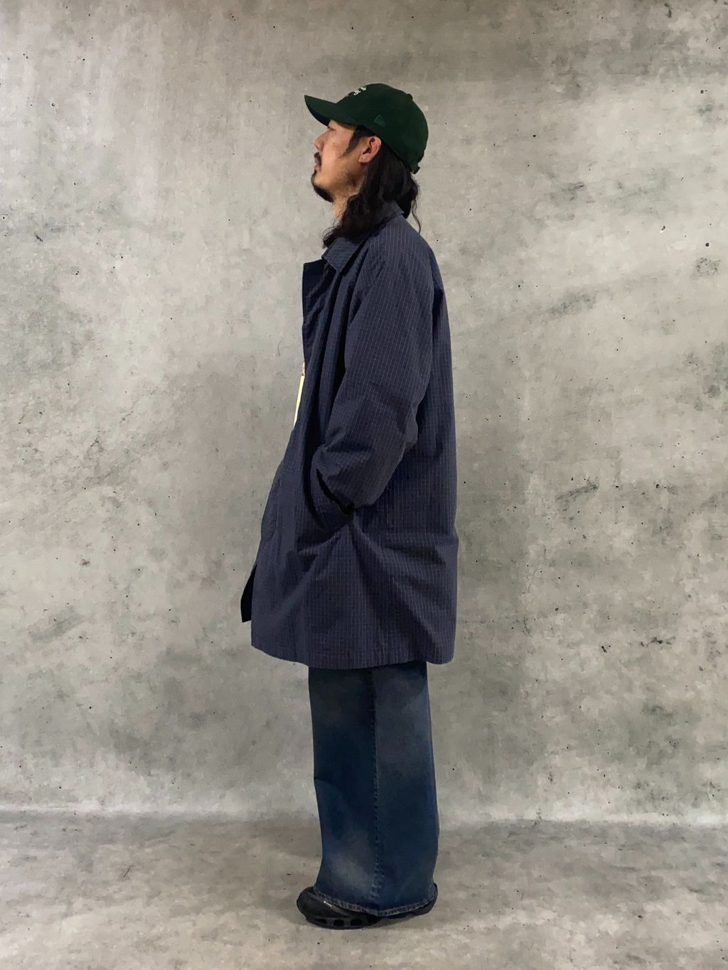 チェック リバーシブル ステンカラー コートのコーディネートスナップ