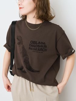 別注》Oblada DINOSAUR TEEのコーディネートスナップ（RIKA）｜Spick