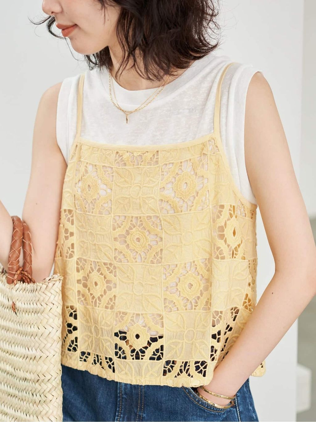 【7月末までお値下げ】【美品】24ssスローブイエナ カット刺繍キャミブラウス 予約》Indiaスクエア刺繍キャミのコーディネートスナップ（Kamiya