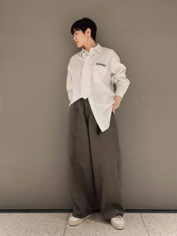 SUNDAY シャツ プラスネクタイのコーディネートスナップ（N.N