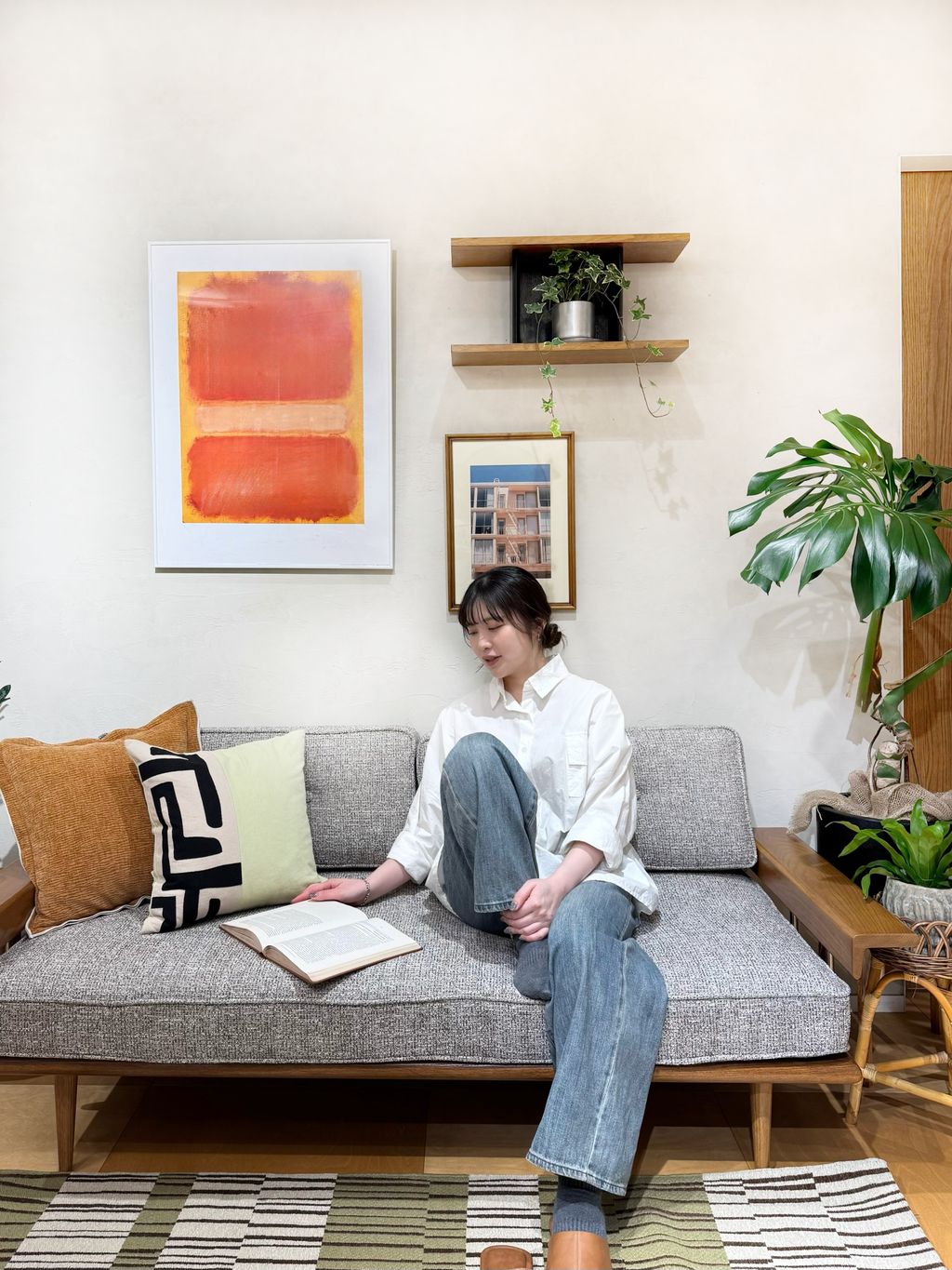 JOURNAL STANDARD FURNITURE