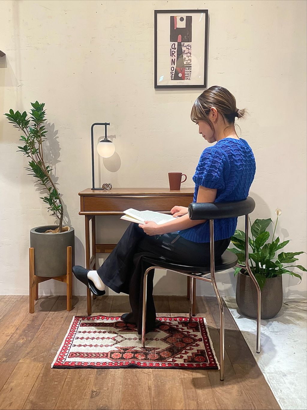JOURNAL STANDARD FURNITURE