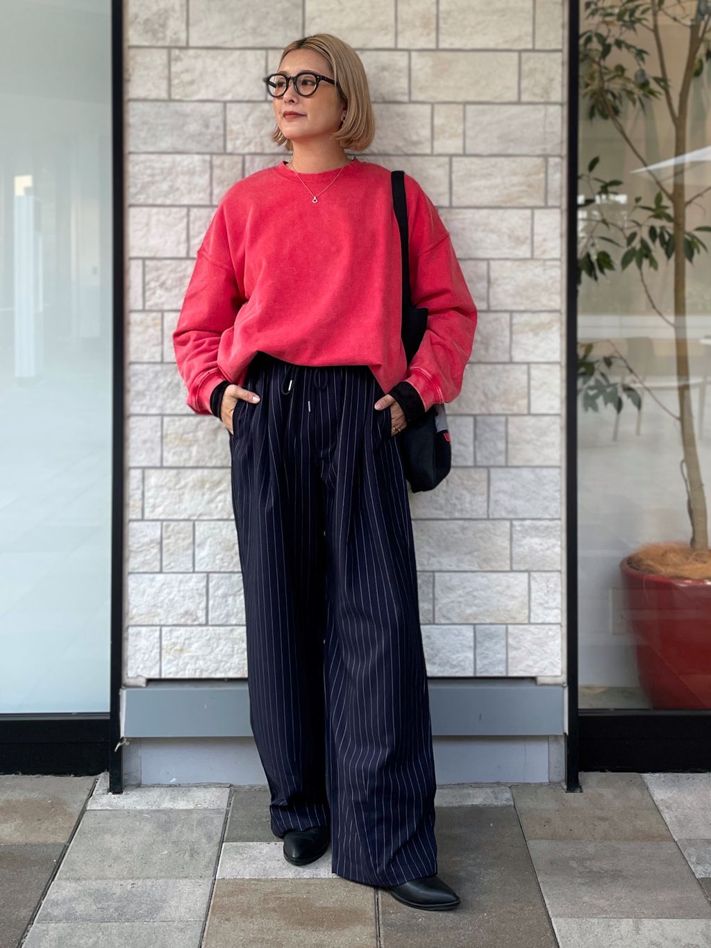 kingK⭐︎ ANTS & ELEPHANTS】フェード加工 ポケットプルオーバーの