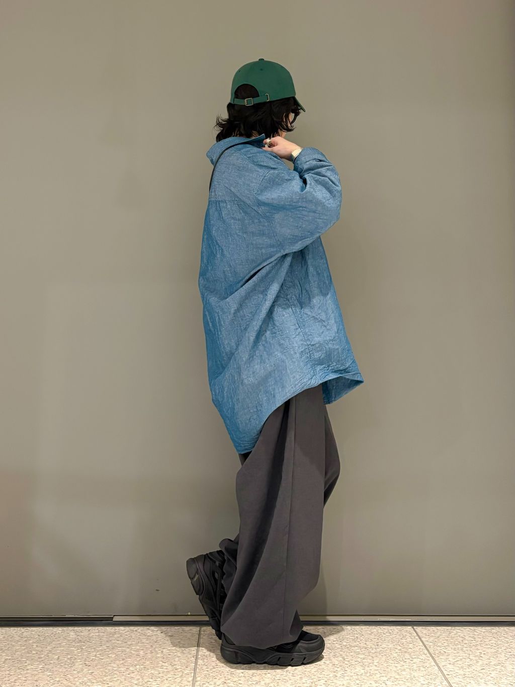 CLシャンブレー Plainシャツのコーディネートスナップ（A.I）｜journal