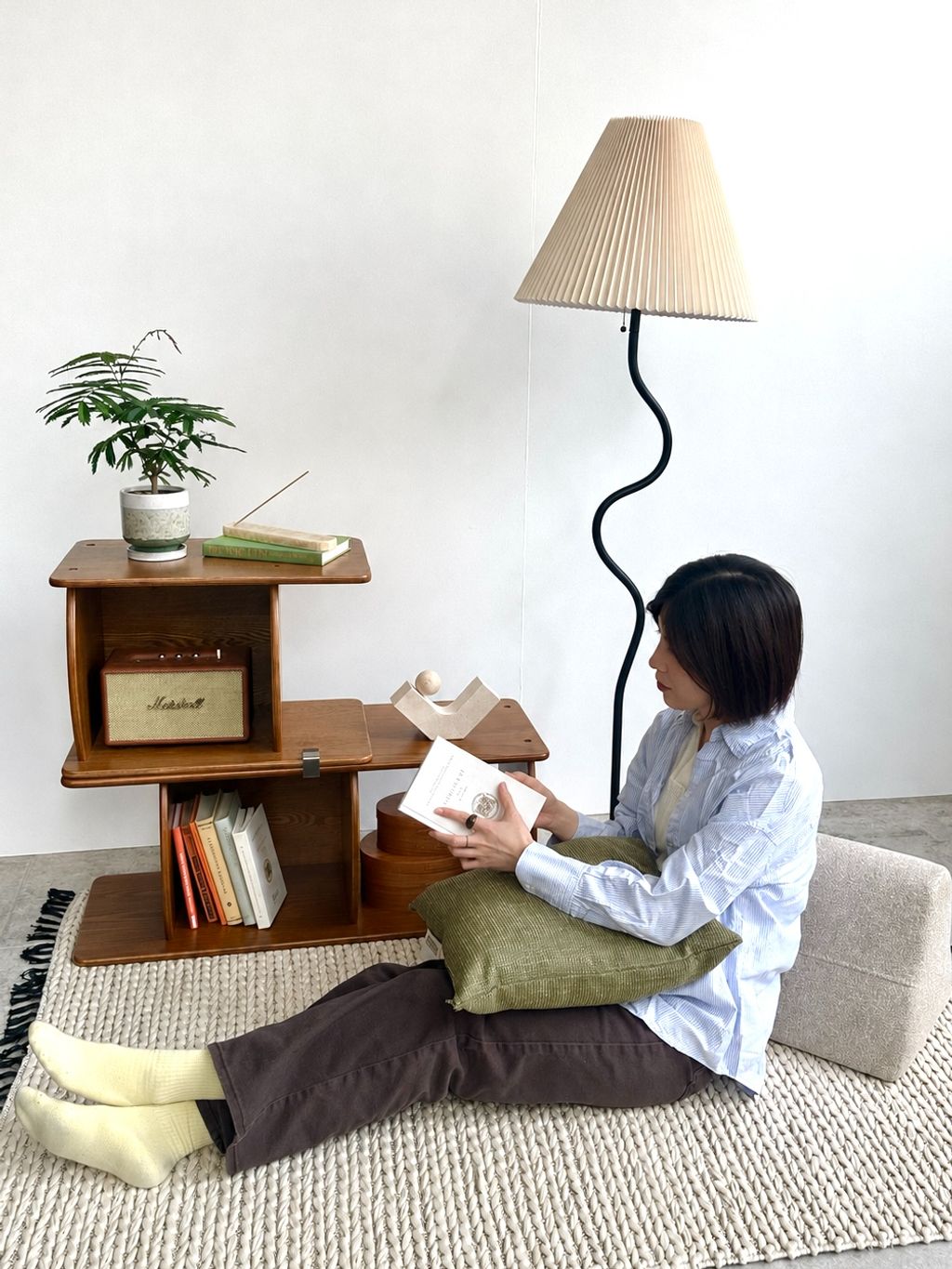 JOURNAL STANDARD FURNITURE