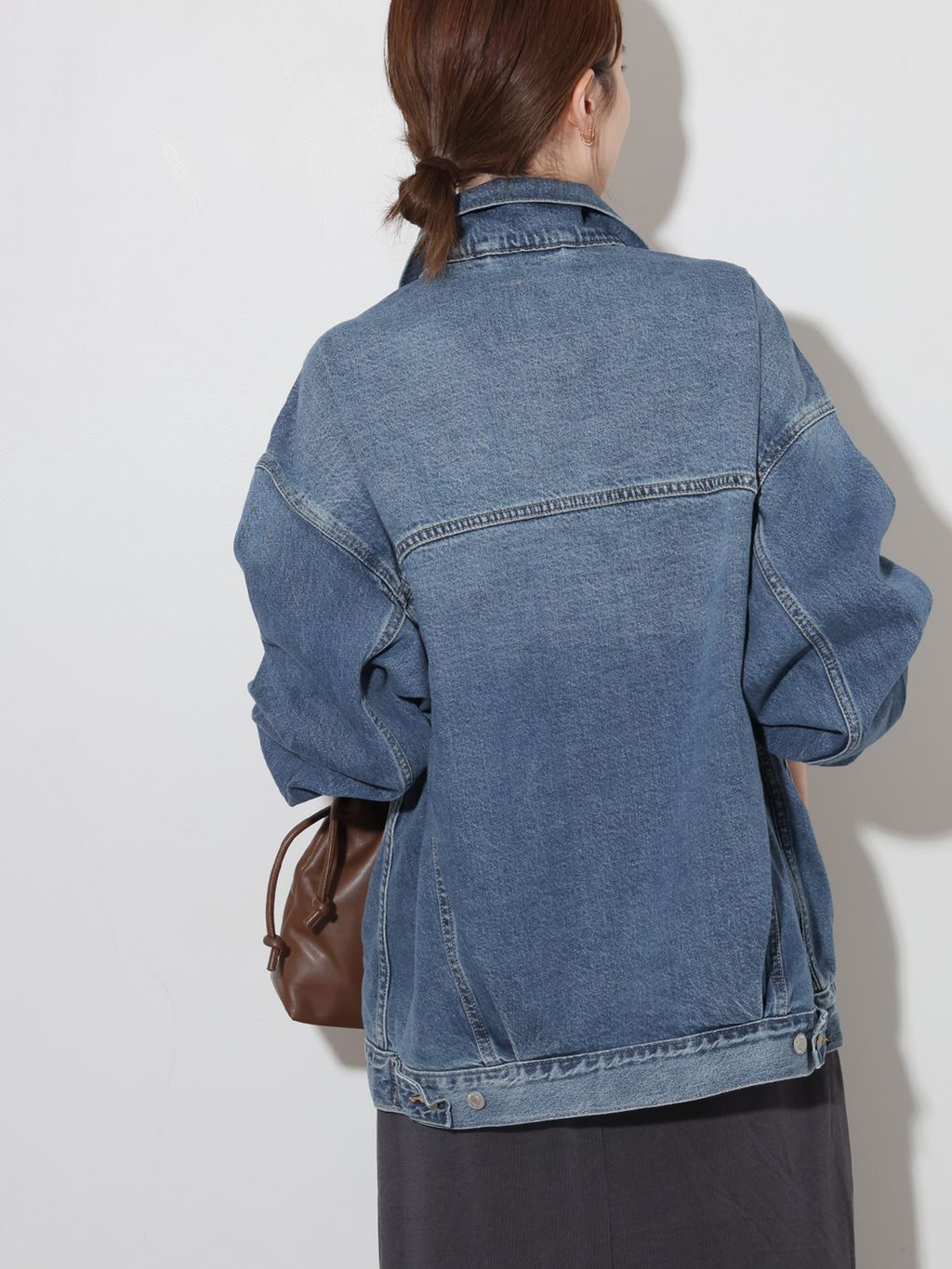 LEVI'S/リーバイス】XL WOMENS TRUCKERのコーディネートスナップ