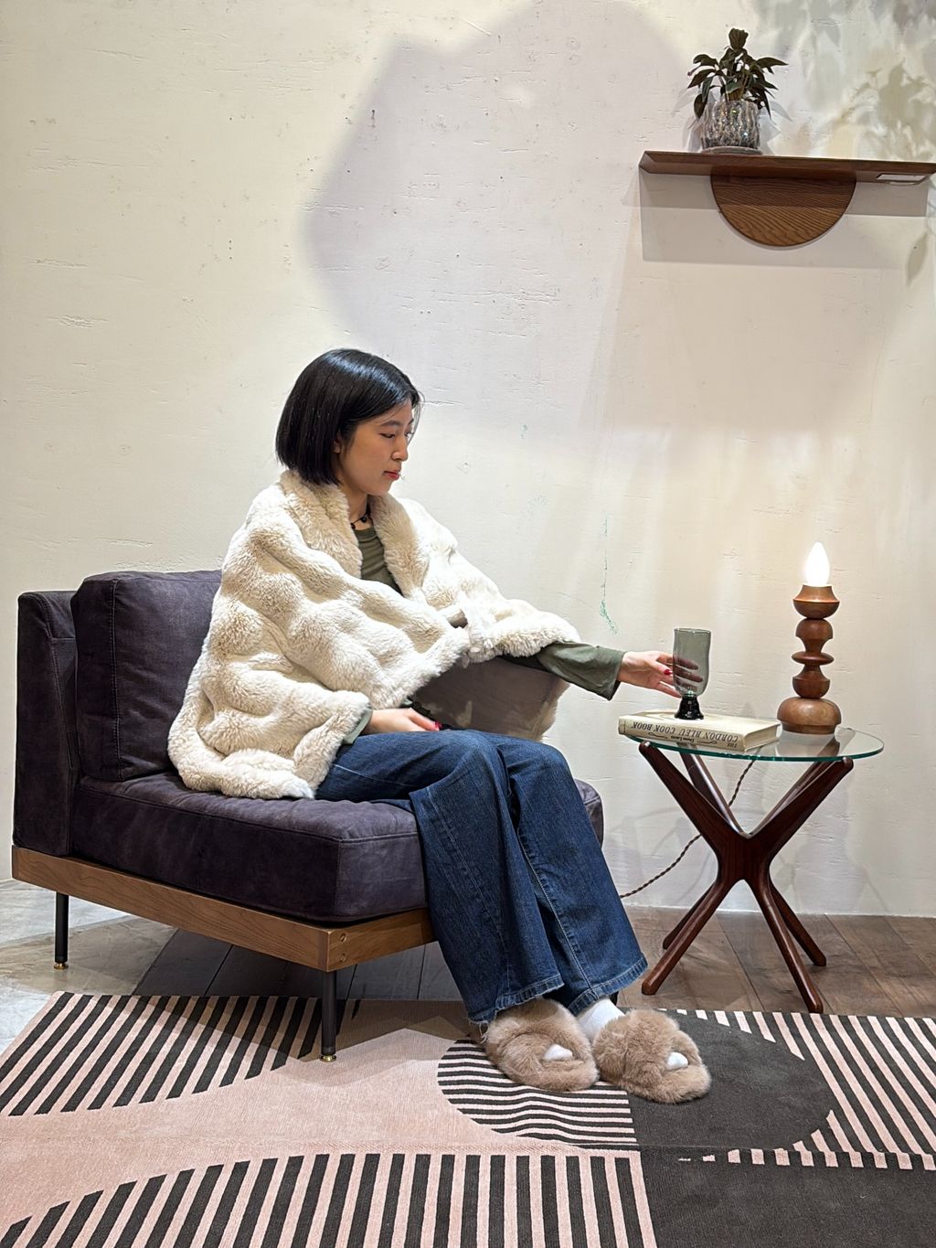JOURNAL STANDARD FURNITURE