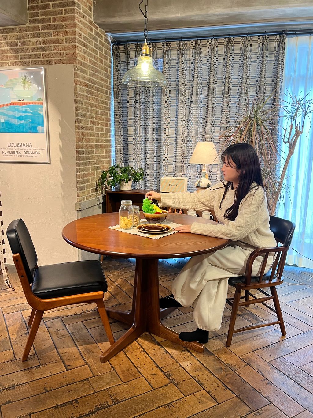 JOURNAL STANDARD FURNITURE