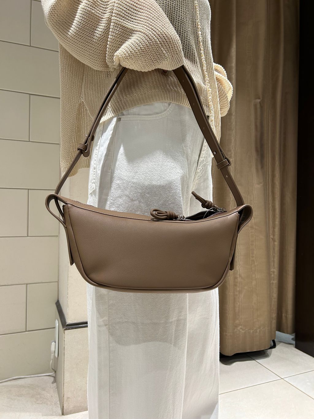 ルーズニットプルオーバーのコーディネートスナップ（honoka）｜Spick