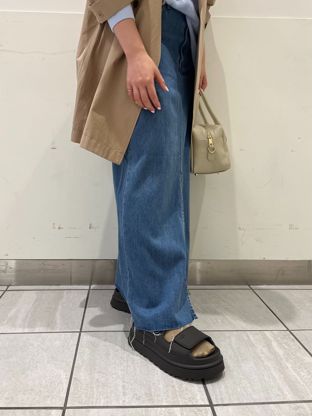 別注カラーあり/追加2》 UGG/アグ GoldenGlow Sandal Wの