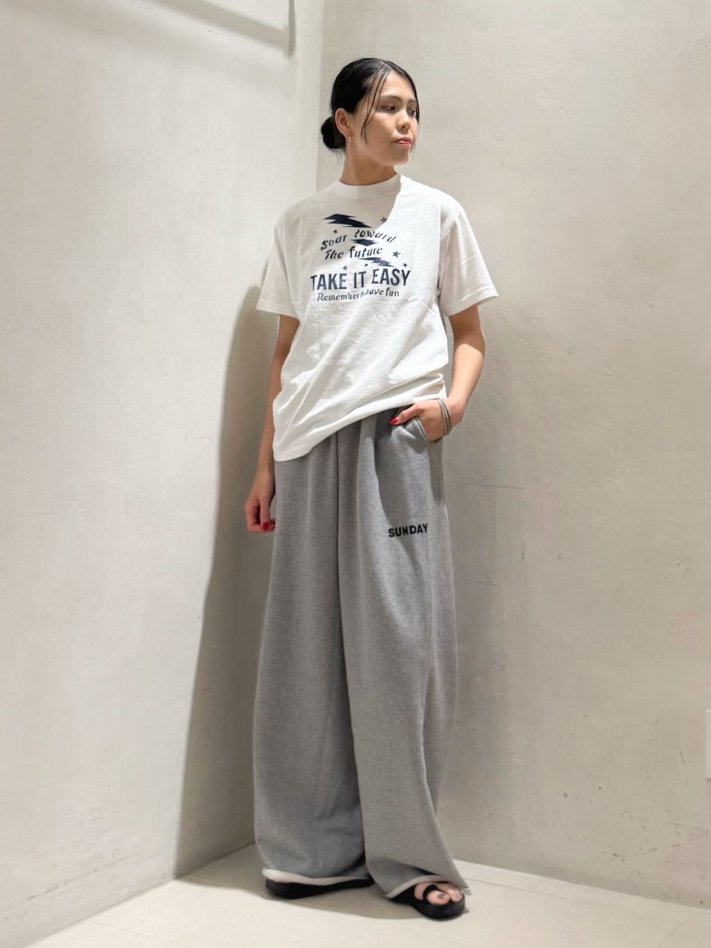 SUNDAY スウェットパンツのコーディネートスナップ（Y.K）｜journal