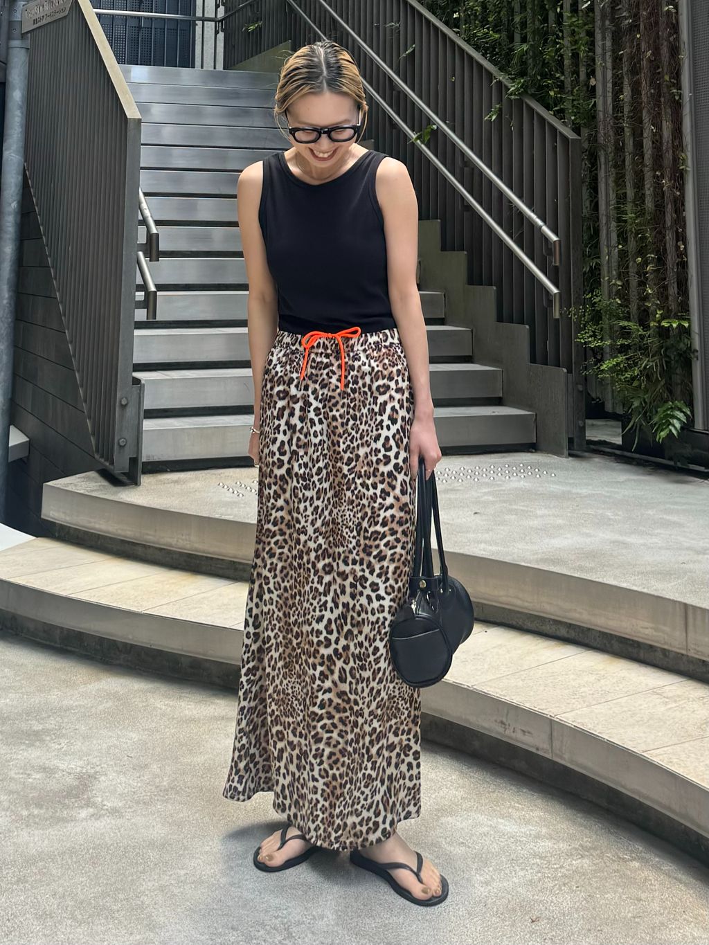 OUTDOOR PRODUCTS Usual Things