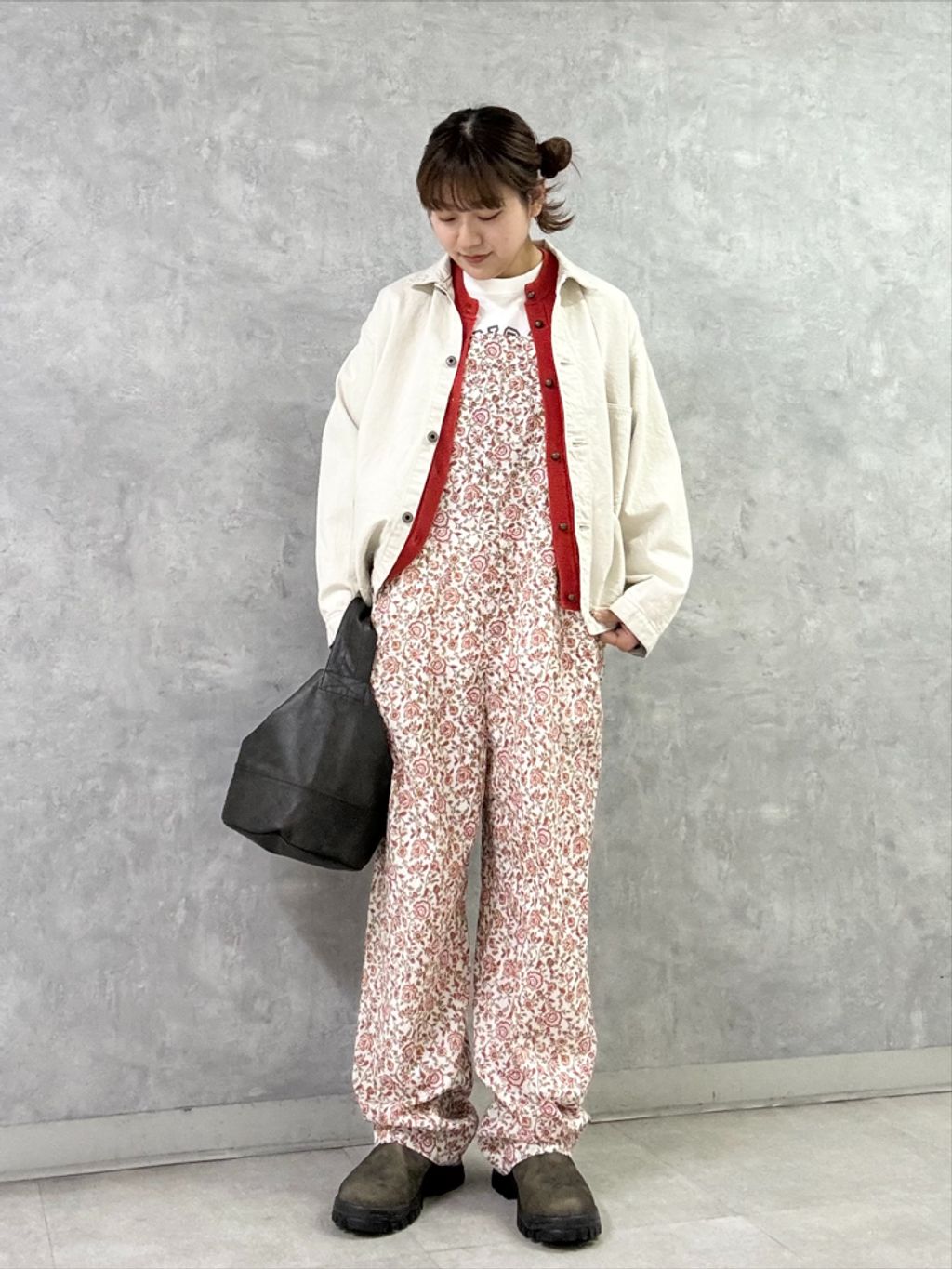 コーマツイル キャミサロペ journal standard luxe ボイルフラワー キャミサロペのコーディネートスナップ（M.F