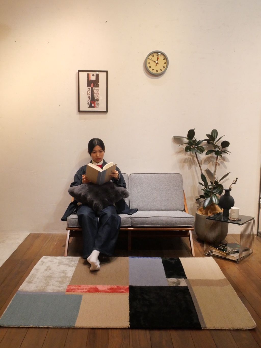 JOURNAL STANDARD FURNITURE