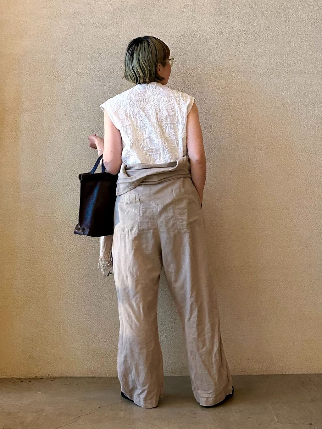 HTS】COTTON LINEN OVERALLSのコーディネートスナップ（E.O）｜journal 