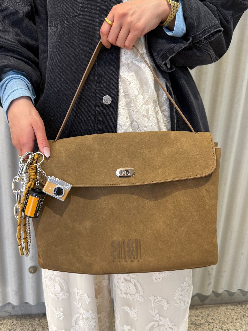 追加 / 新色》別注【LEVI'S(R)】for JS TWIST SHACKETのコーディネート