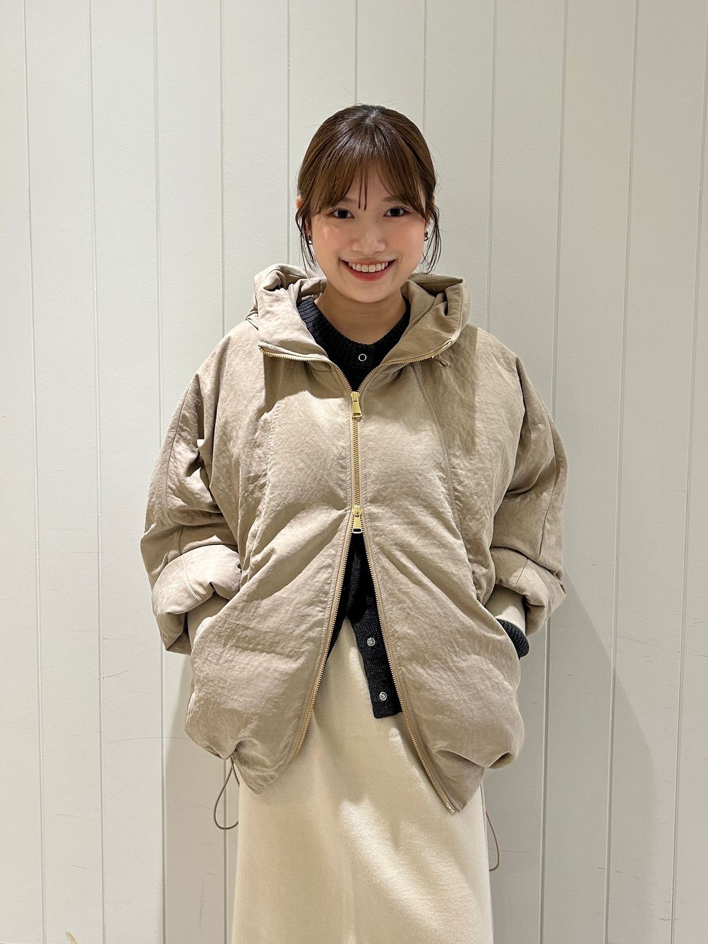 中綿ボリュームフードブルゾンのコーディネートスナップ（hina