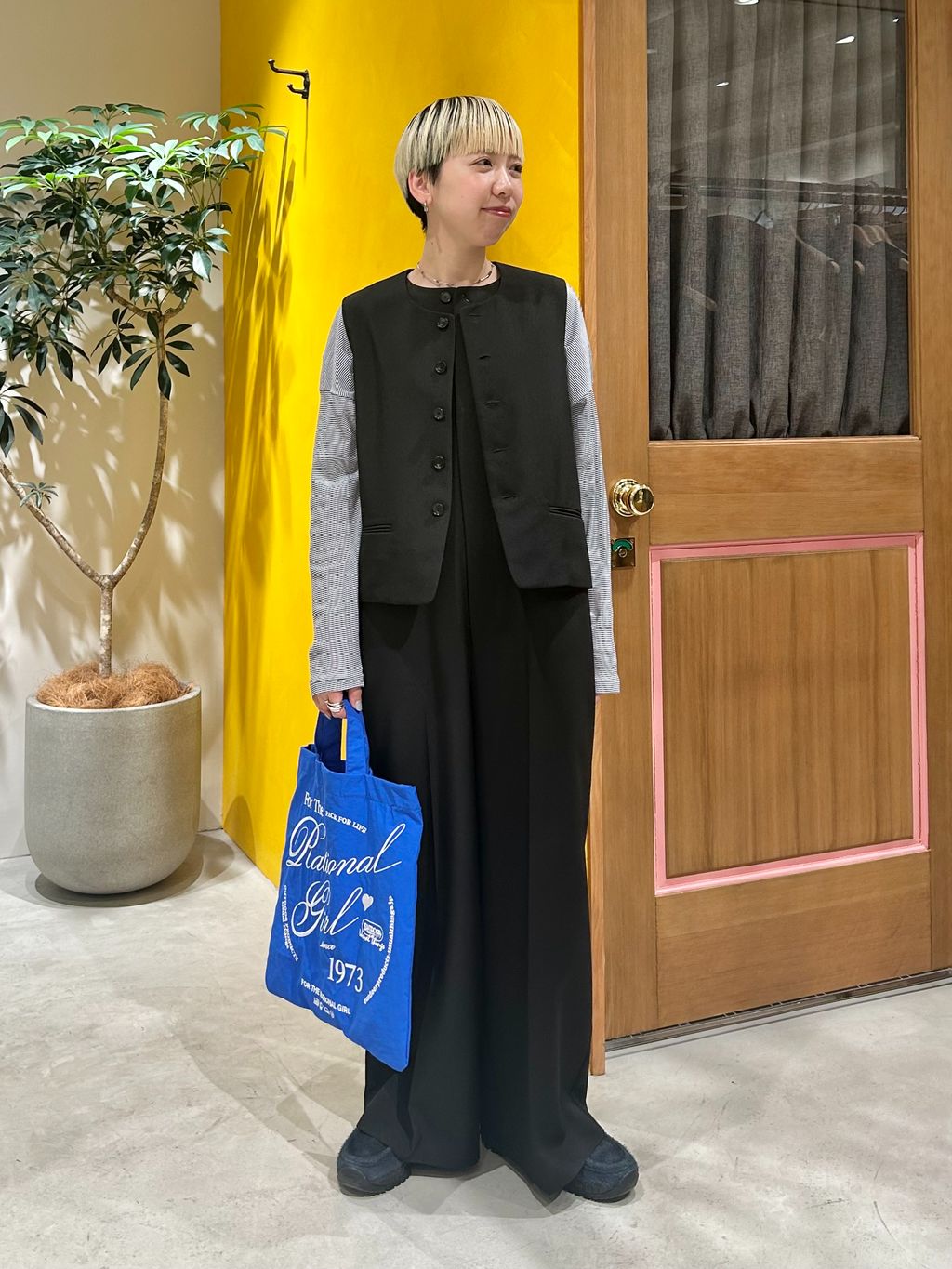 OUTDOOR PRODUCTS Usual Things