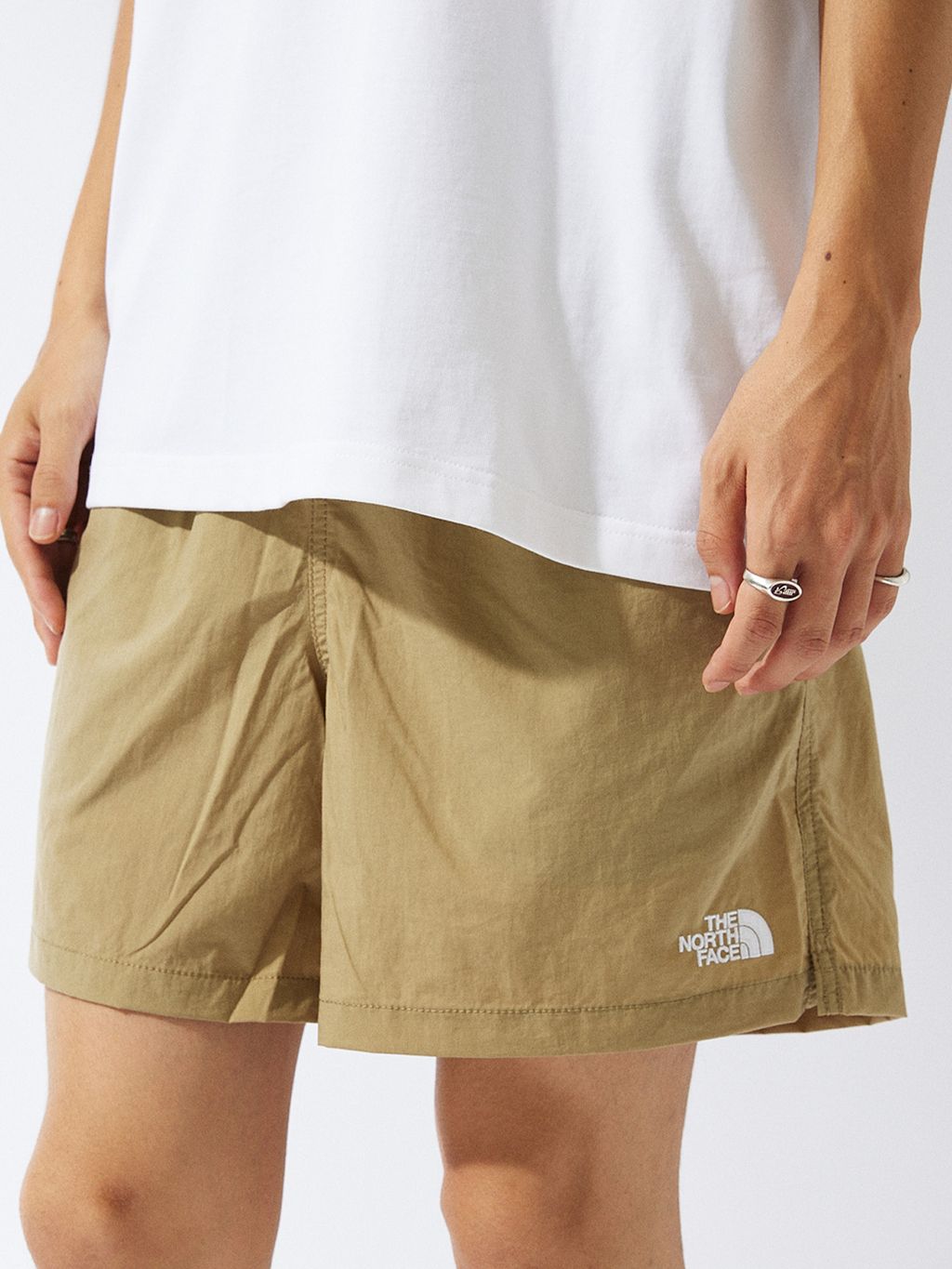 THE NORTH FACE / ザ ノースフェイス Versatile Short NB42335の