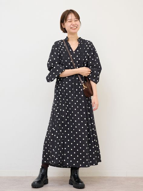 WEB限定》ドットプリントピンタックフレアワンピース（ワンピース