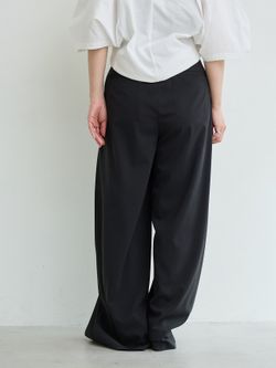 洗濯機洗い可》IENA LA BOUCLE タイプライターコンビプルオーバーの 