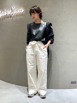Higuchi*Sフェイクレザータンクブラウスのコーディネートスナップ 