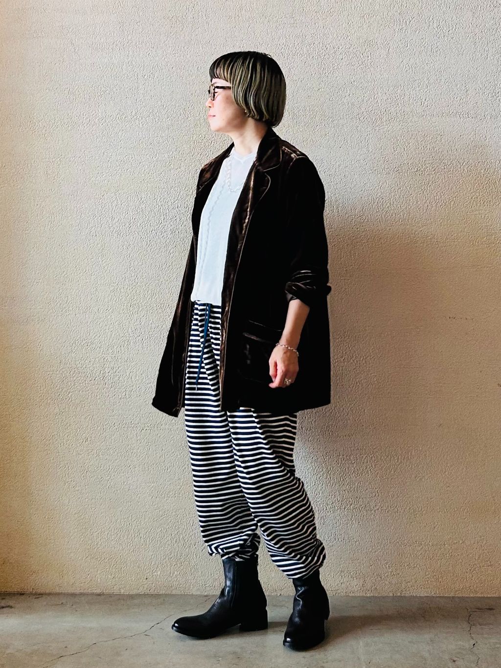 STURLINI 】BACK SIDE ZIP BOOTSのコーディネートスナップ（E.O
