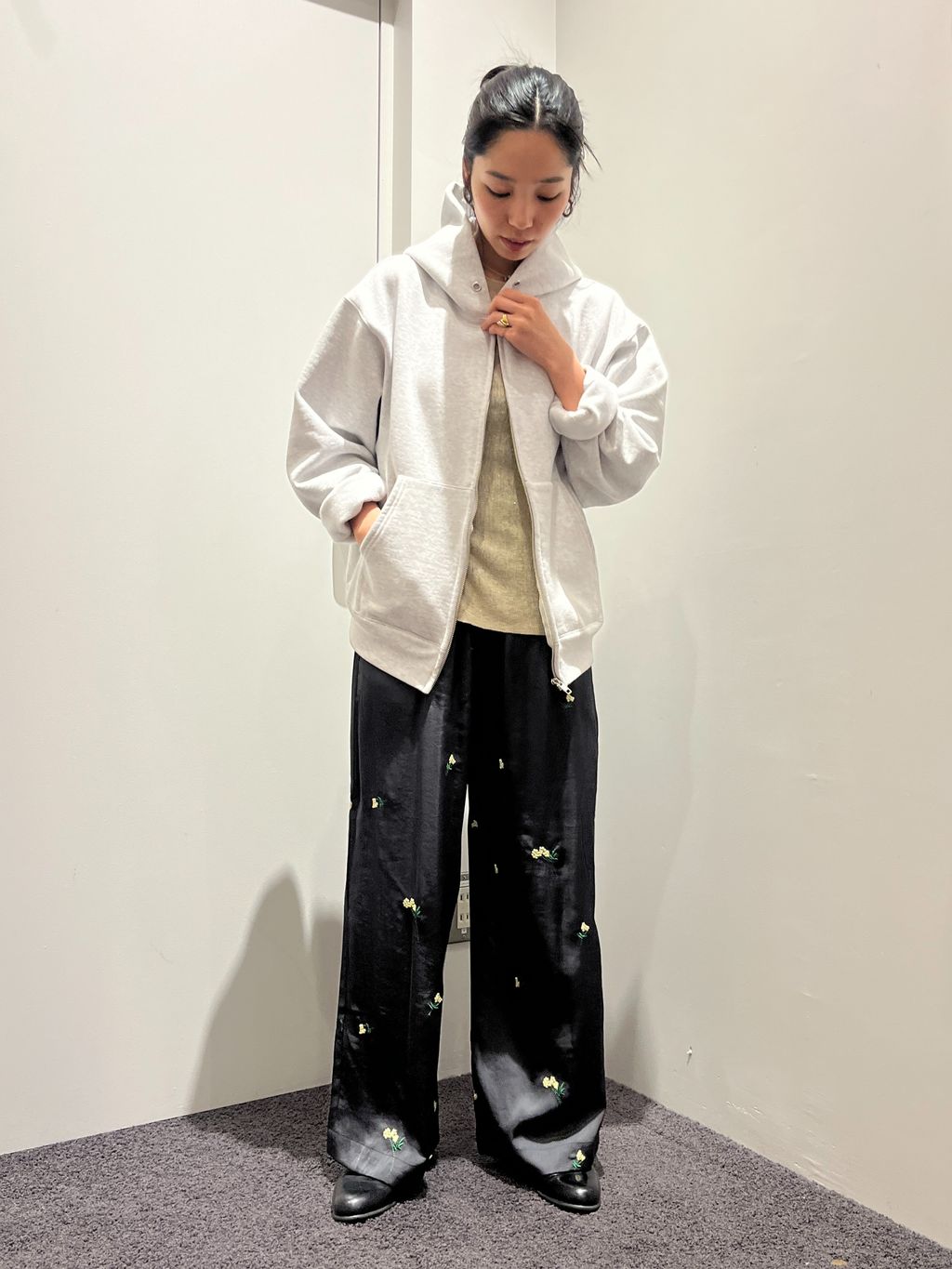 OUTDOOR PRODUCTS Usual Things