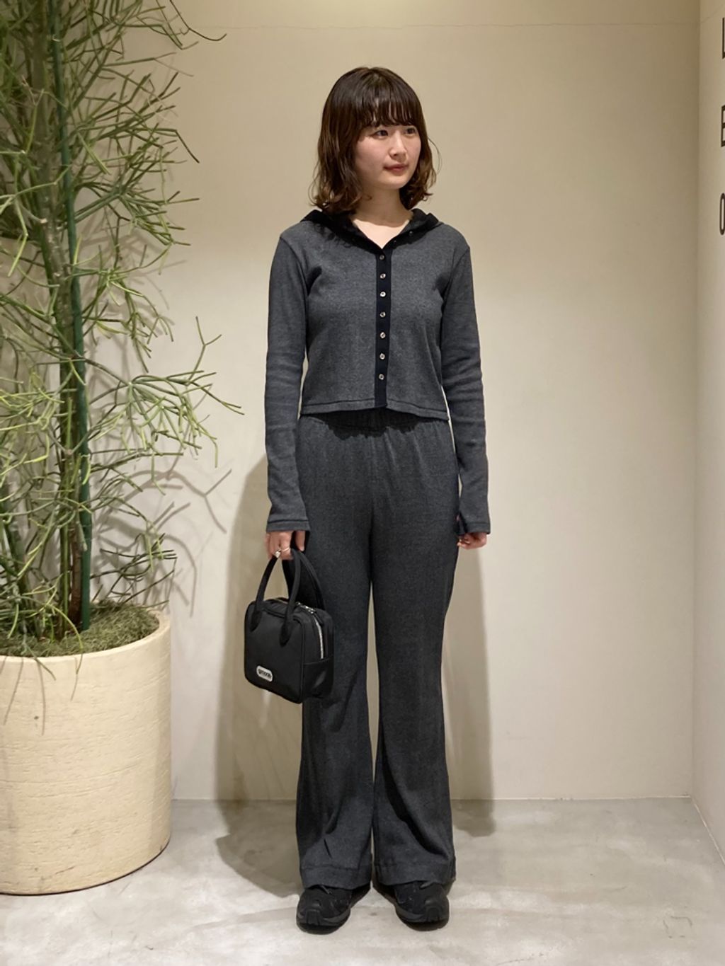 OUTDOOR PRODUCTS Usual Things