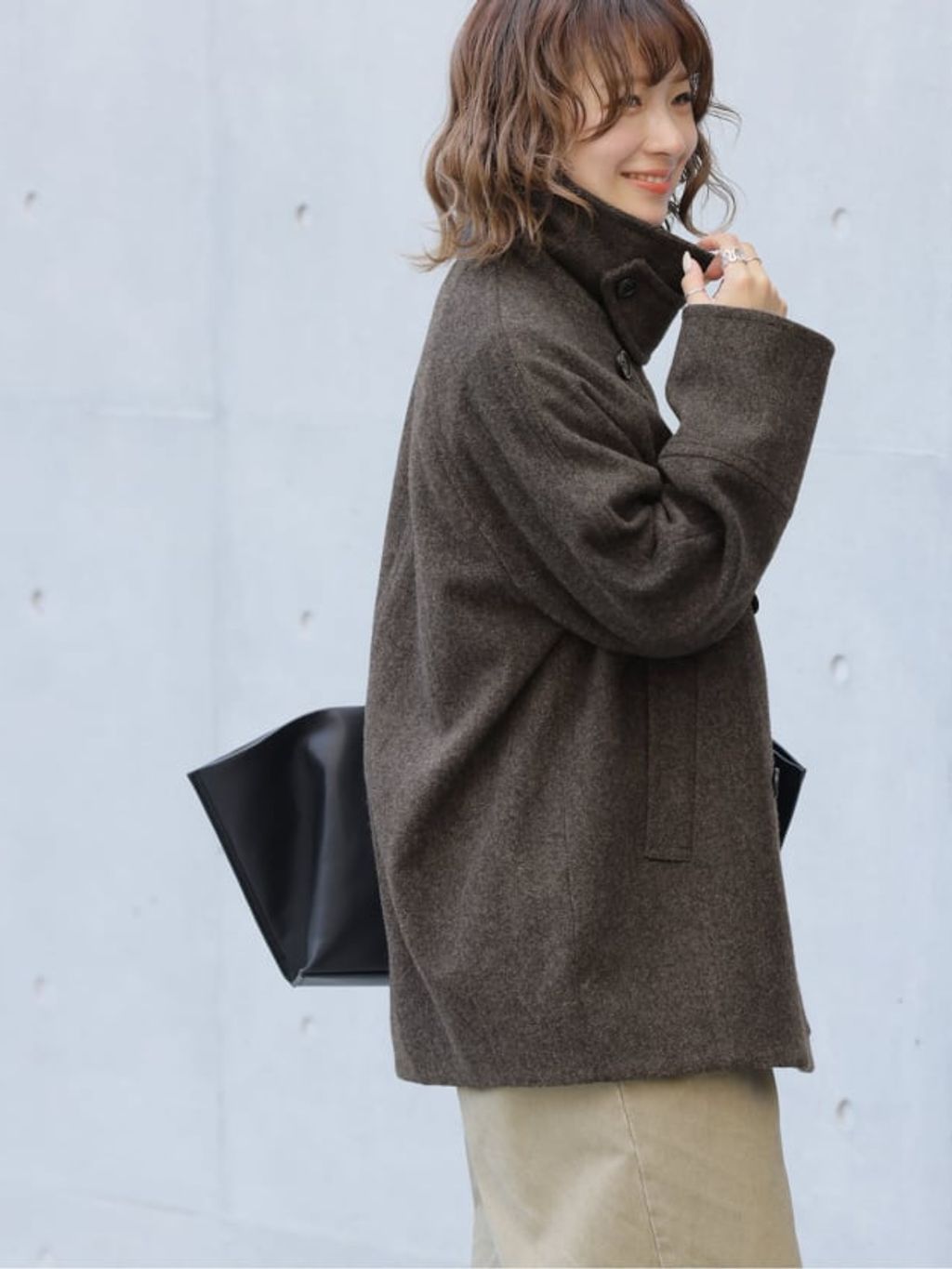 予約》尾州ウールスーパー100スタンドPコートのコーディネートスナップ