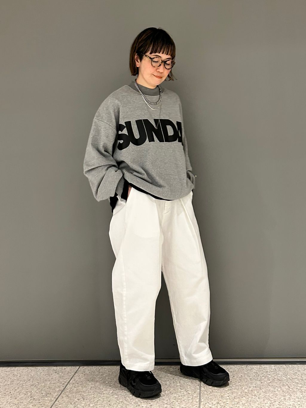 SUNDAY プリントスウェットのコーディネートスナップ（E.O）｜journal