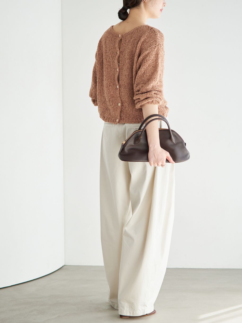 追加予約》Fringe yarn カーディガン 2のコーディネートスナップ