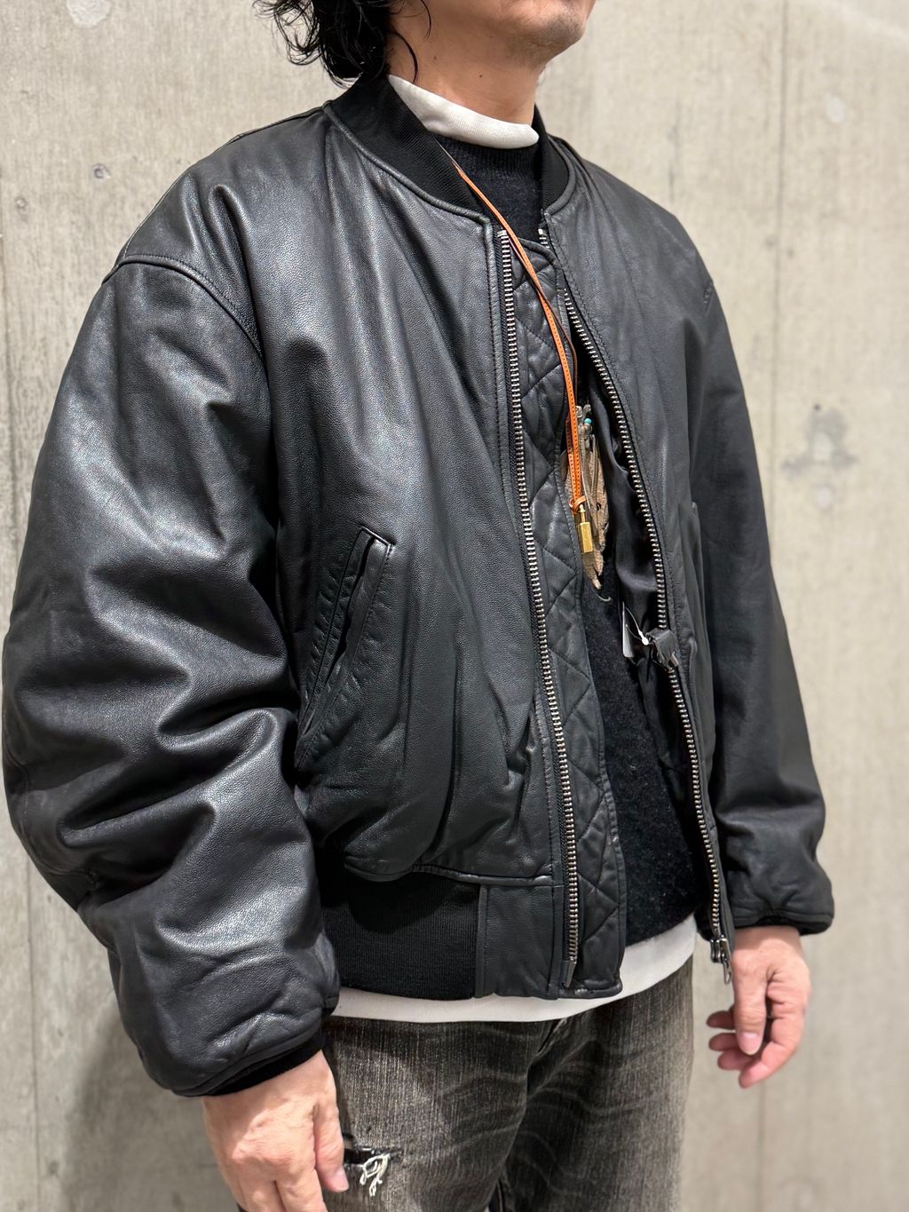 ゴートレザー ボンバーブルゾンのコーディネートスナップ（chan_oka