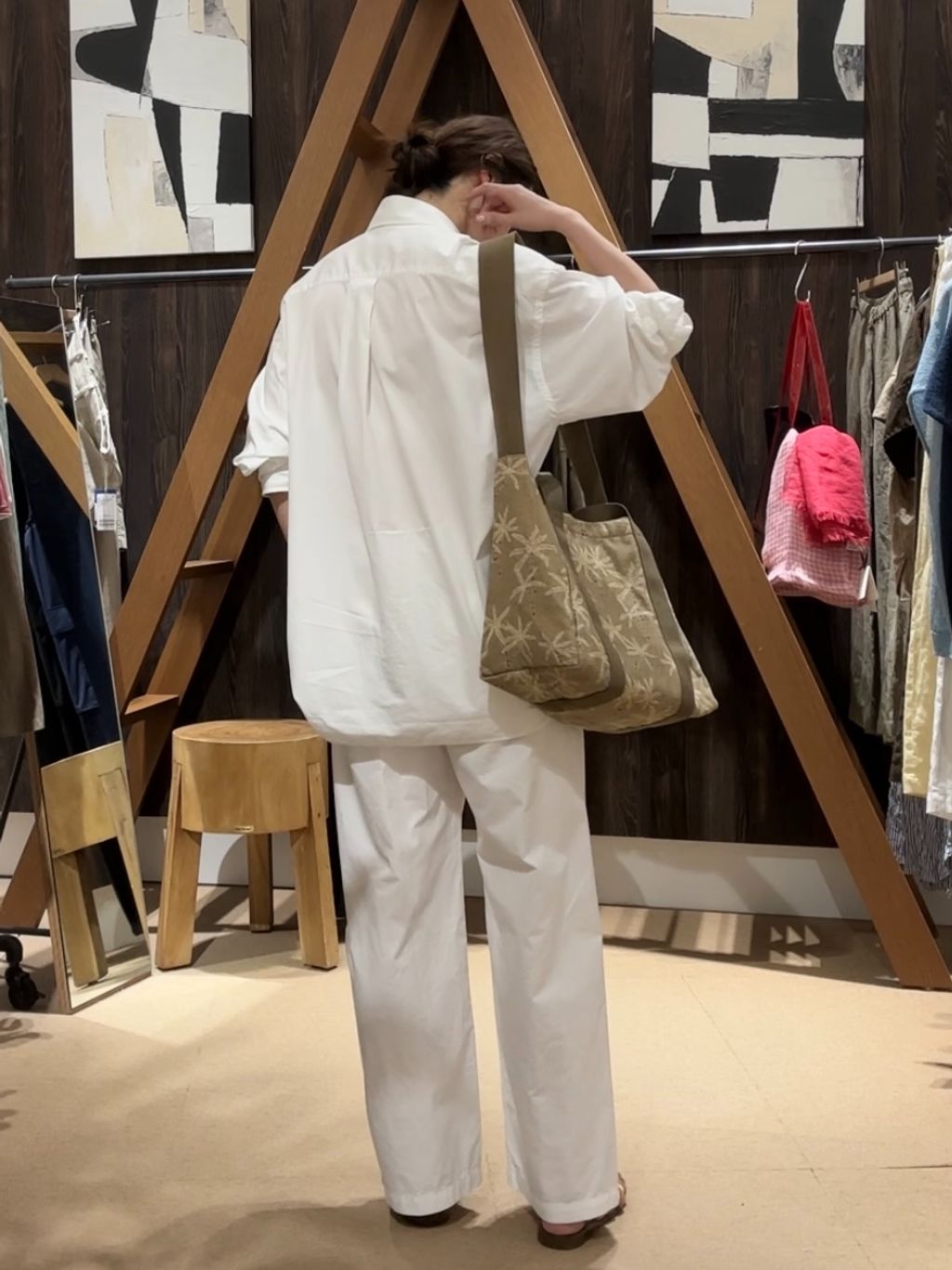 ≪追加≫ESTHE OVERSIZED SHEER LACE ベストのコーディネートスナップ