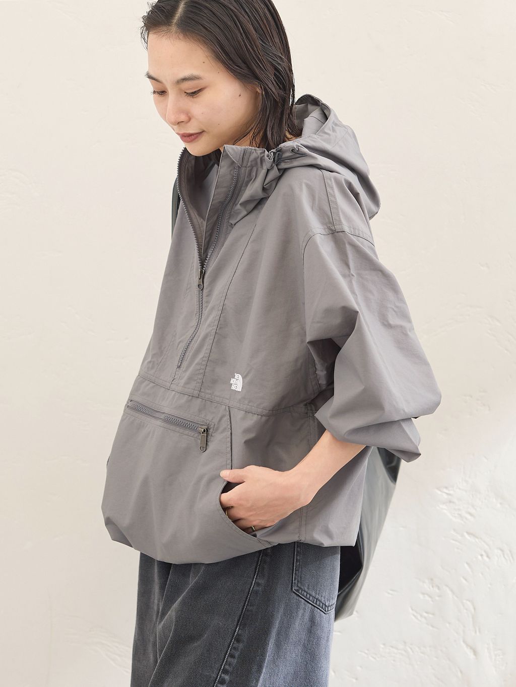 THE NORTH FACE Tech Compact Anorak Mグレー THE NORTH FACE/ ザノースフェイス】Compact Anorakのコーディネート