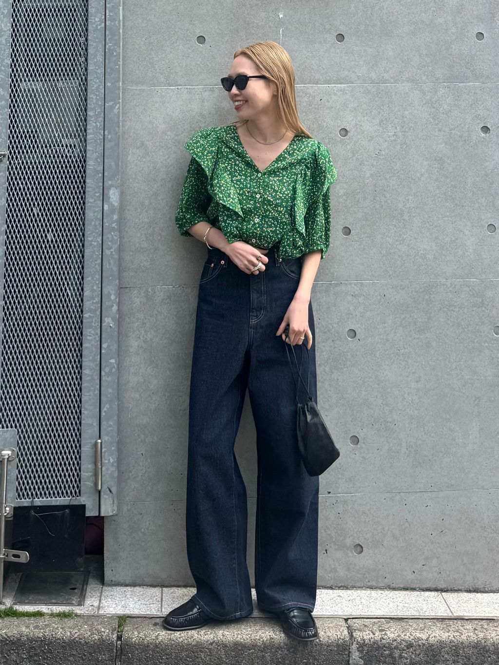 OUTDOOR PRODUCTS Usual Things