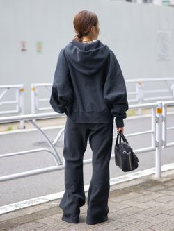 別注【CHAMPION*JOURNAL STANDARD by HOLIDAY】ZIP HOODIEの