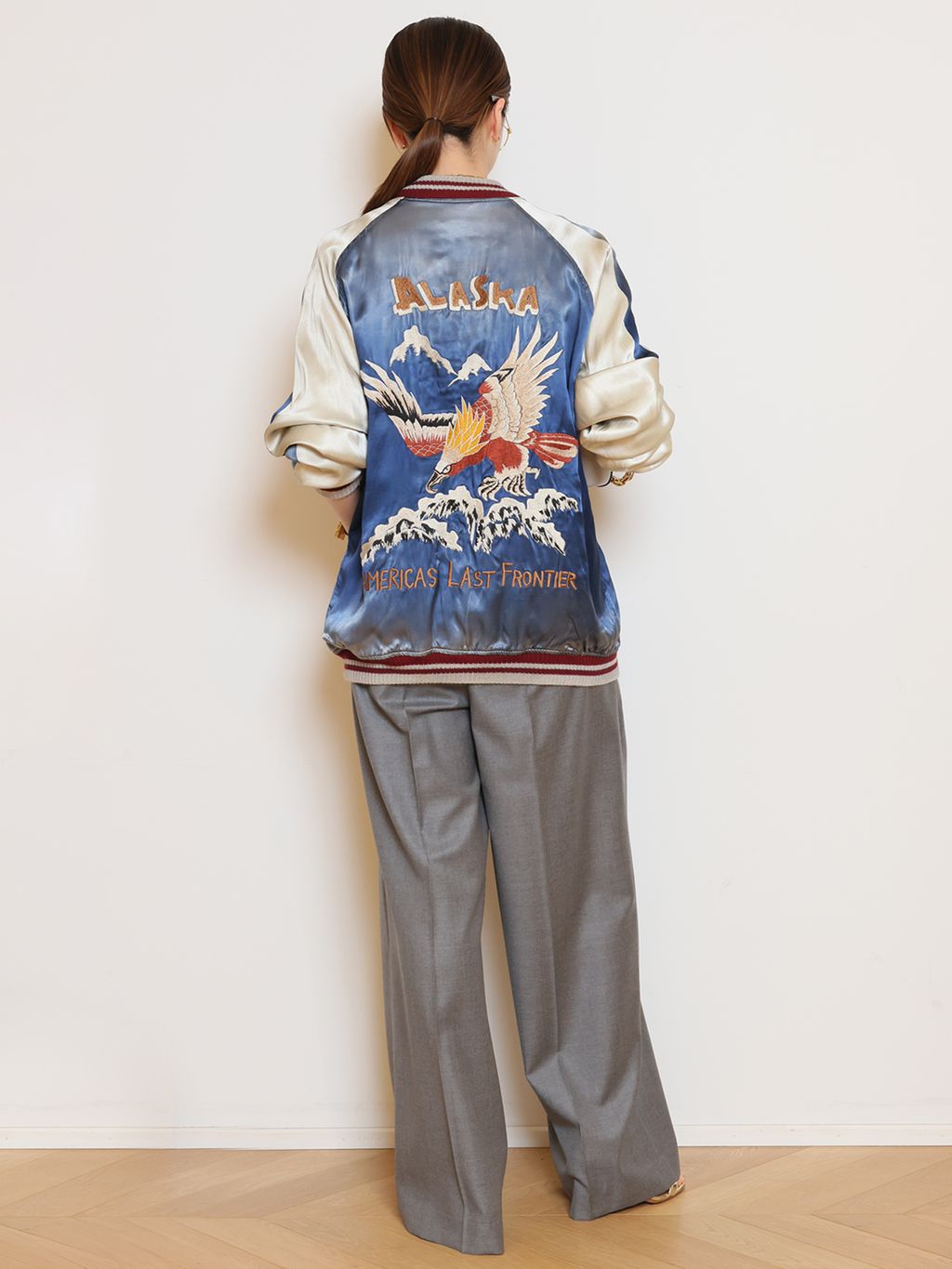 STAMMBAUM/シュタンバウム】 シシュウスカジャン(ヒヤケ)の
