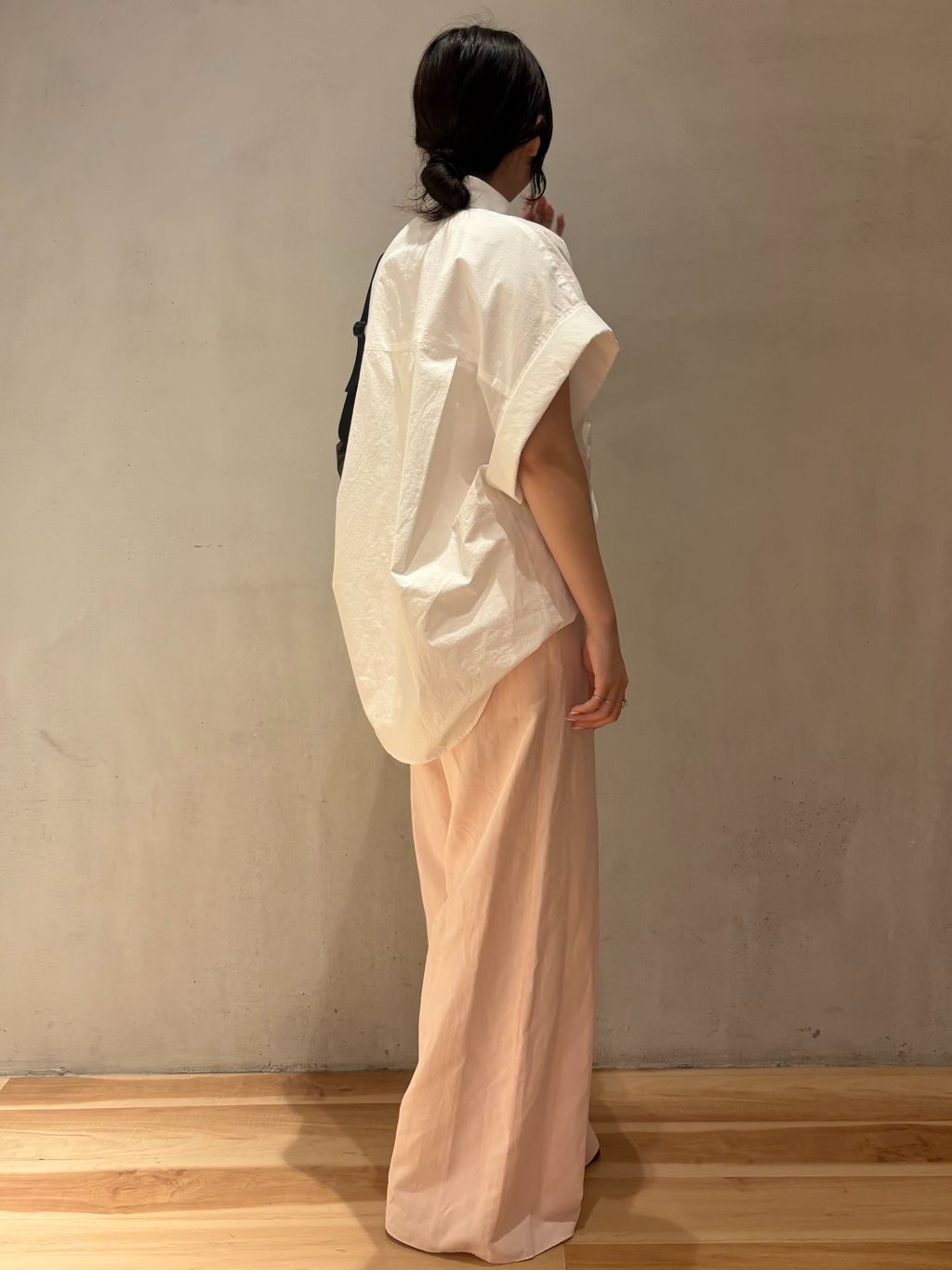 追加》Roll Up Cuffs シャツ 2のコーディネートスナップ（erina