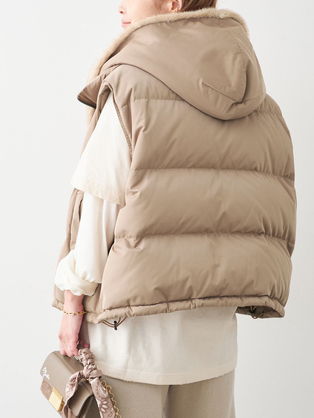 MY WHITE/マイホワイト】VESTのコーディネートスナップ（MIZU