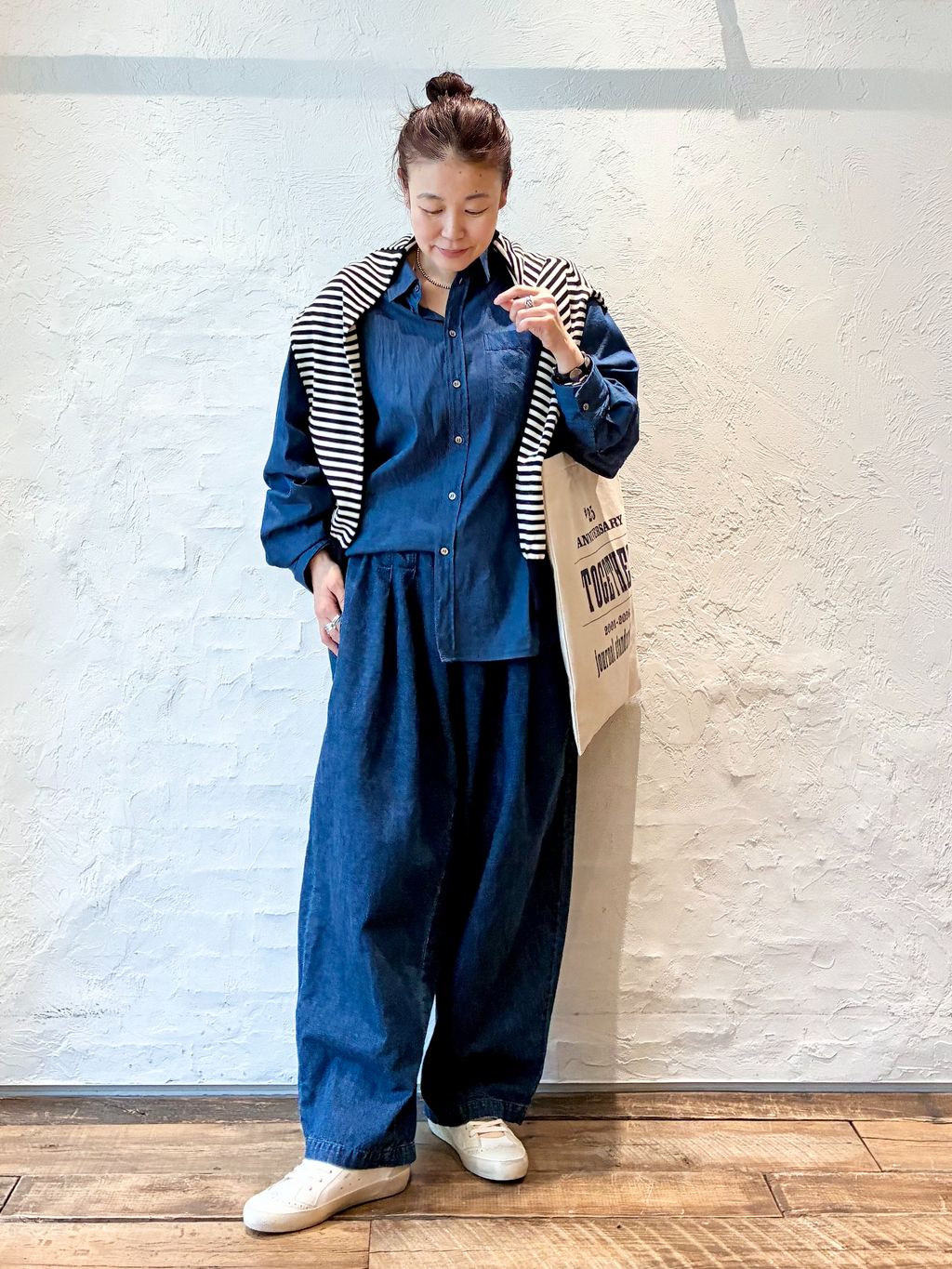 journal standard luxe 10ozデニム セットアップ 10OZデニム シフトパンツのコーディネートスナップ（H.M）｜journal