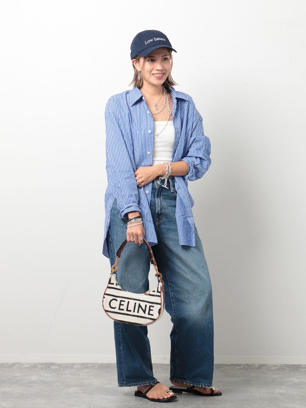 CELINE/セリーヌ】 Ava one shoulder medium logoのコーディネート