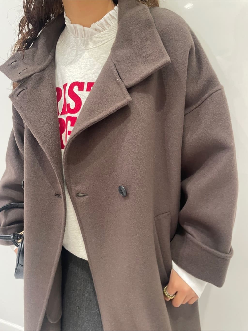souple woolダブルフェイススタンドコートのコーディネートスナップ