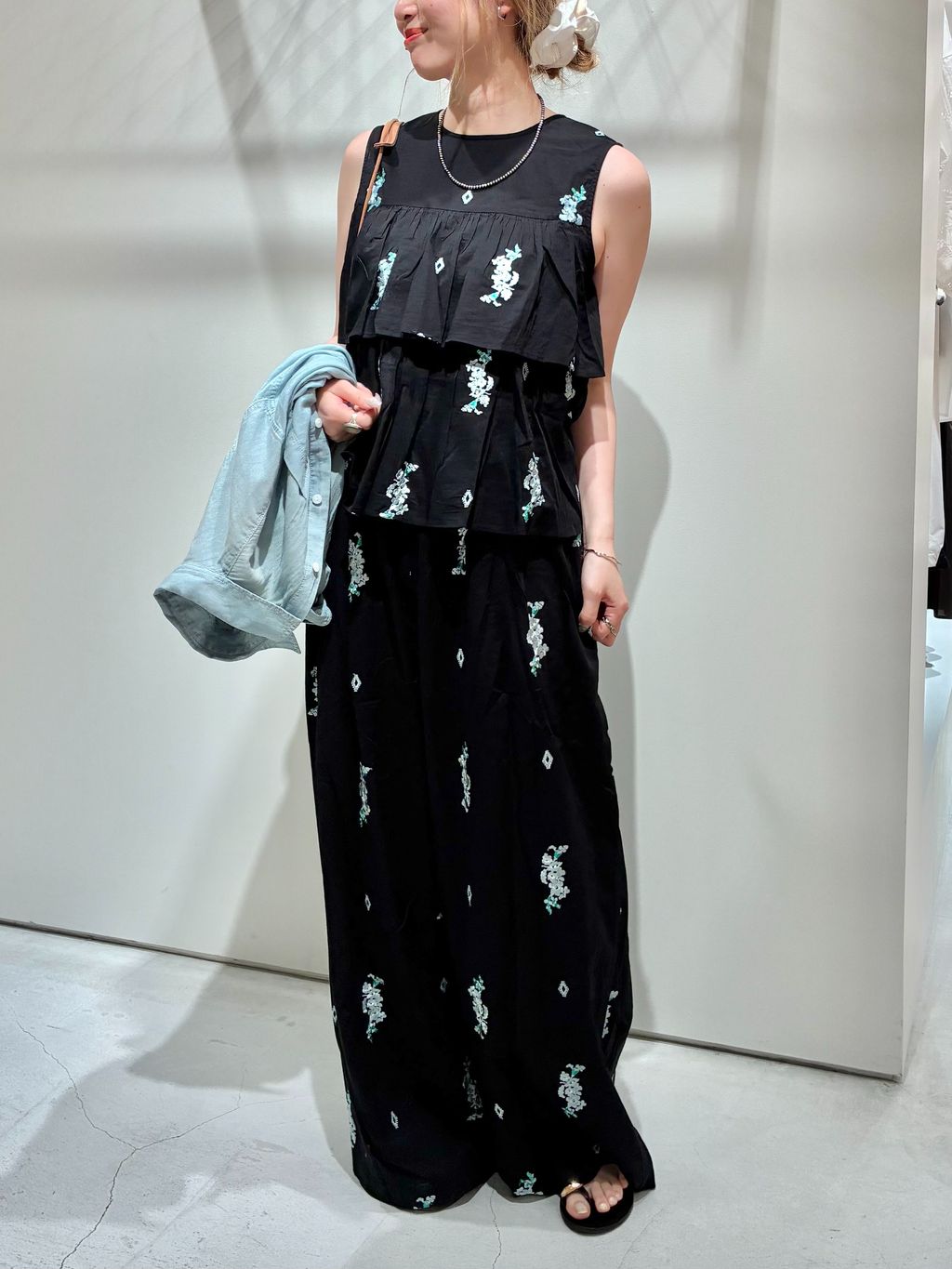 ne Quittez pas / ヌキテパ Cotton Voile Jasmine Embroidery Sleeの