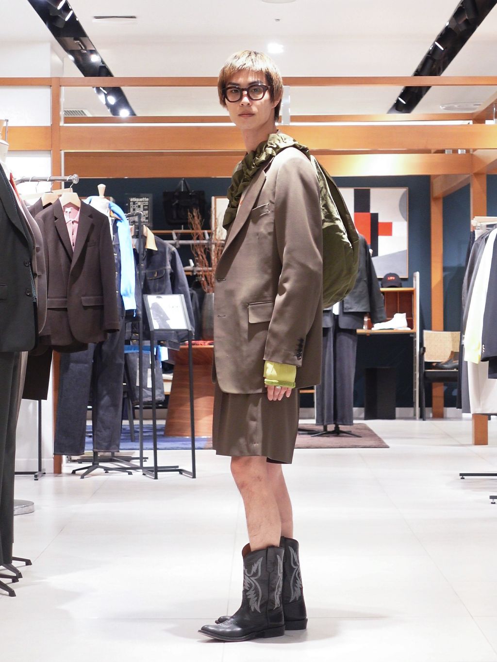 AURALEE (オーラリー) LIGHT WOOL MAX GABARDINE JACKETの