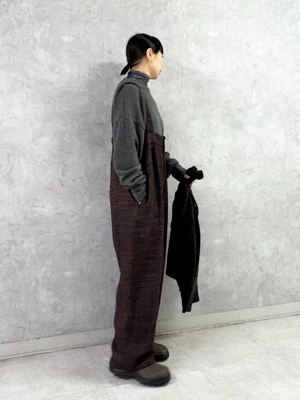 ツィード サスペンダーパンツのコーディネートスナップ（K.H