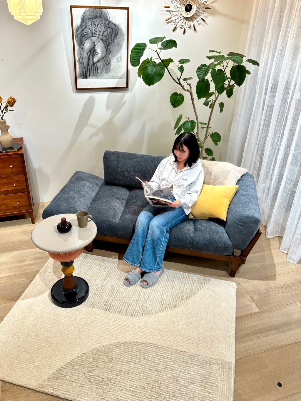 JOURNAL STANDARD FURNITURE