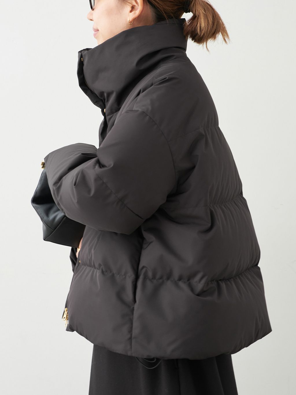 Short ダウン ジャケットのコーディネートスナップ（MIO）｜Deuxieme