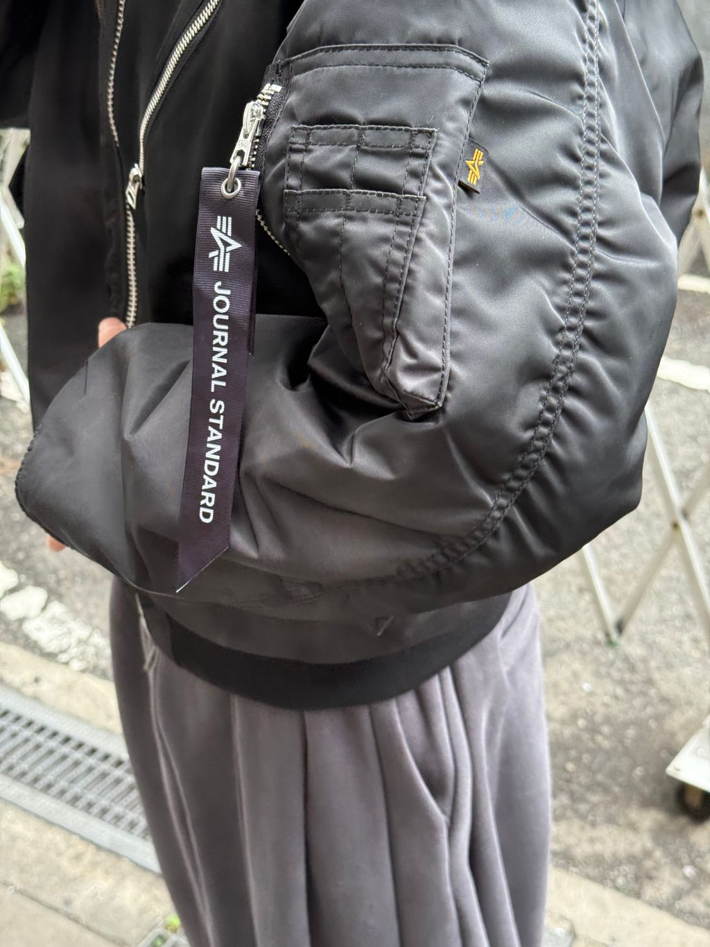 ALPHA / アルファ 別注 BLACK FADE MA-1のコーディネートスナップ