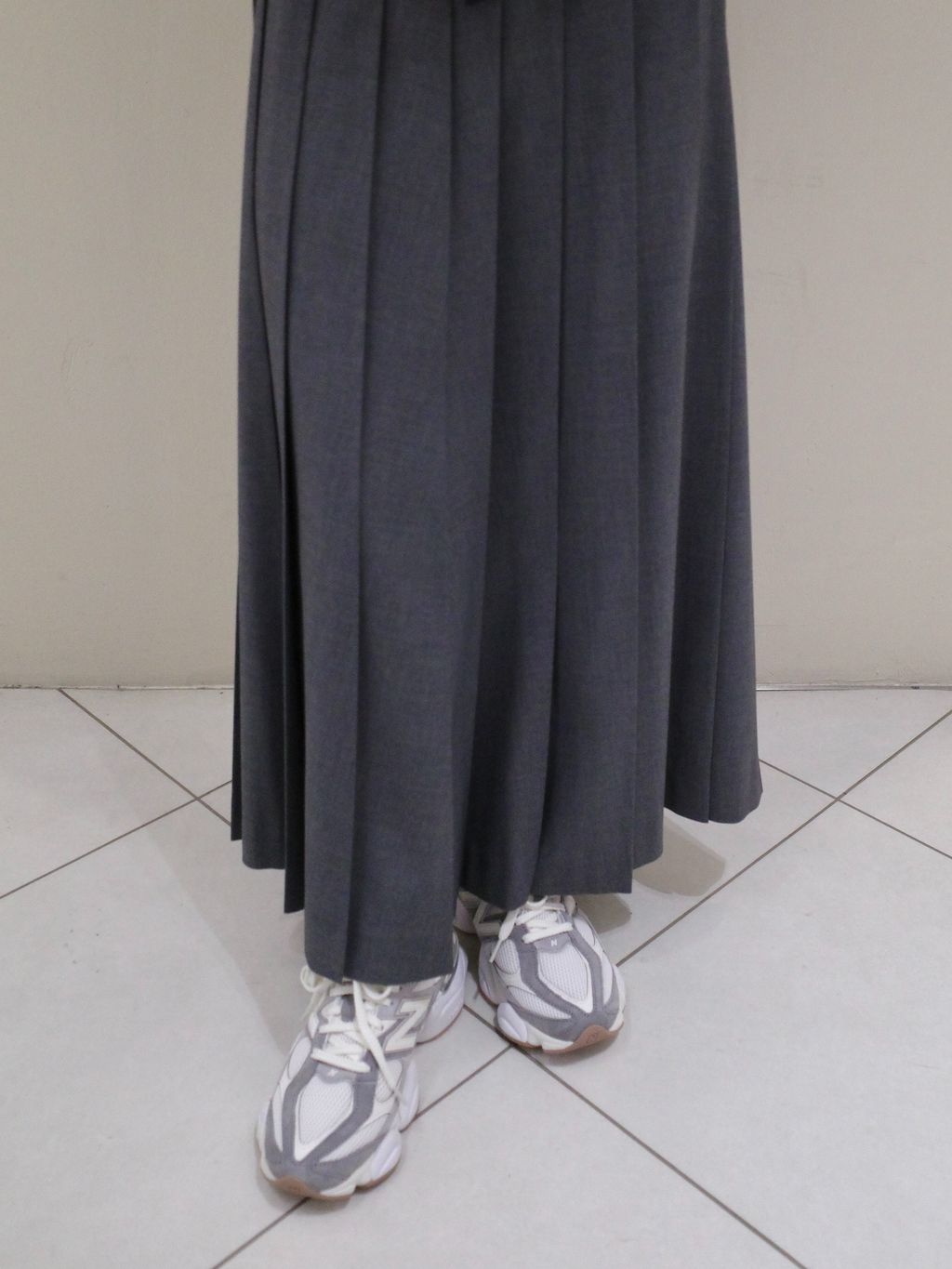 デサント　中綿ダウンスカート　グレー　M 新品未使用　灰色 別注【DESCENTE ALLTERRAIN/デサントオルテライン】LIGHTWEIGHT JKの